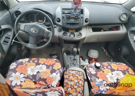 2010 Toyota Rav4 Limited z USA, uszkodzony, nr VIN 2T3YF4DV3AW042075